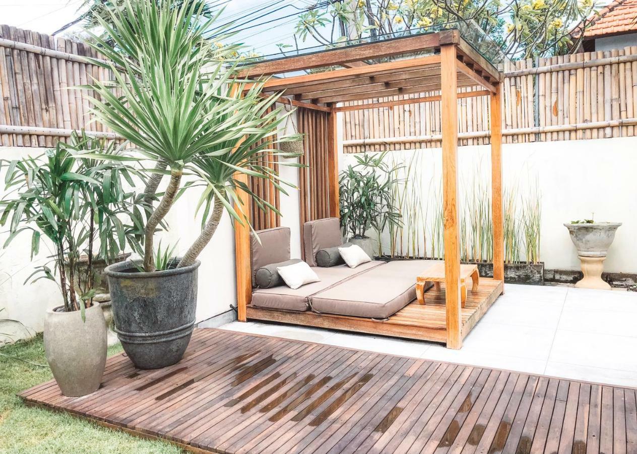 Suites Infinity & Beyond Seminyak Eksteriør billede